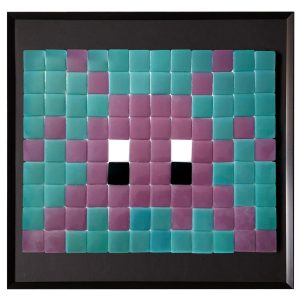 Invader #05 — Violet Vert